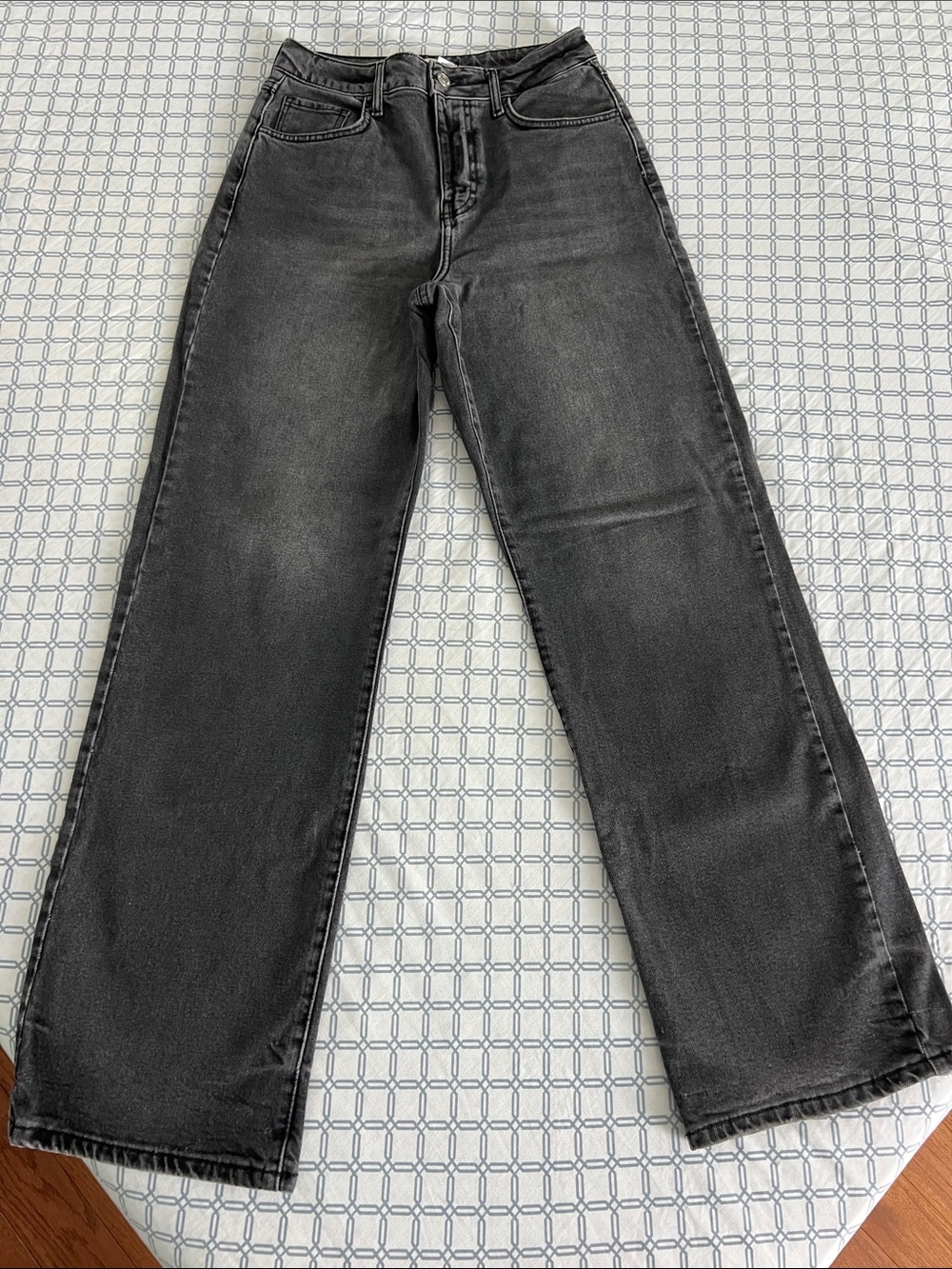 Forever 21 Black straight leg Jeans